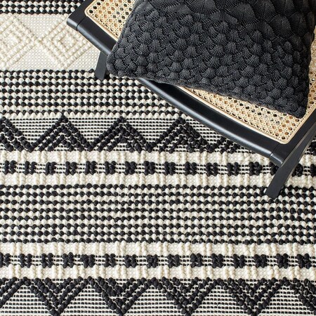 Safavieh 4 x 4 ft. Natura Contemporary Square Area Rug Black & Ivory NAT102Z-4SQ